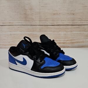 Nike Air Jordan 1 Low Royal Toe Blue Black and White Low Top Sneakers 4 Youth